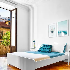 Hemeras Boutique Homes - 4 Design Homes In Center 公寓